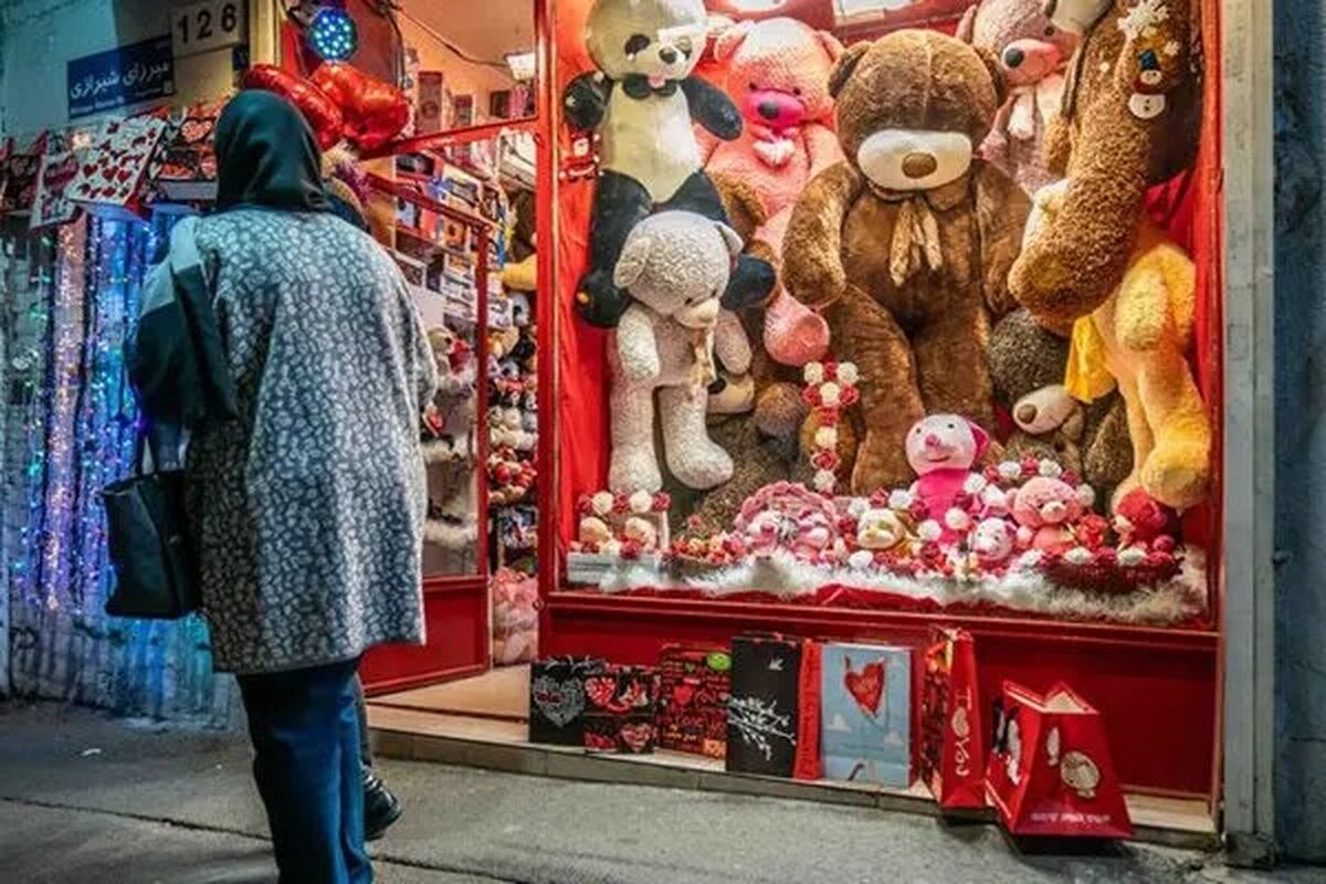 مورد ویژه ولنتاین امسال یک قاب سیاه و سفید است