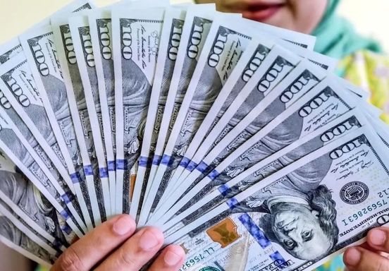 جمعه، روز سرنوشت اقتصاد ایران/ فعلا طلا و دلار نخرید!