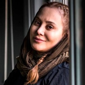 بیوگرافی و عکس های شخصی آرام جعفری