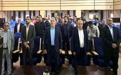 نشستی تحت عنوان آغاز سال با اقتدار ، با پرسنل شهرداری 
