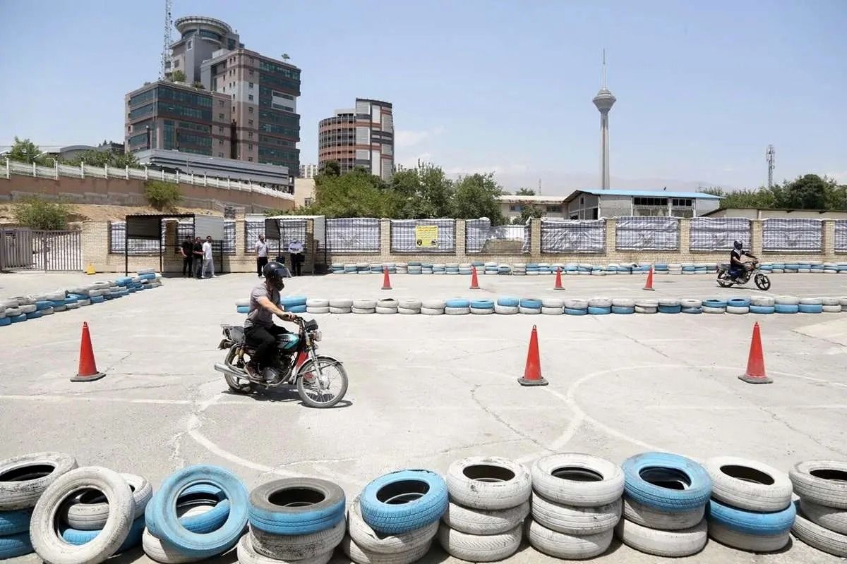 هزینه گواهینامه موتور چقدر است؟