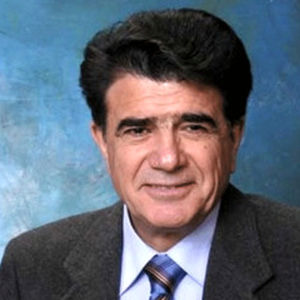 محمدرضا شجریان در کنار دیوار برلین پیش از فروپاشی