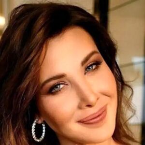 تیپ تینیجری و جذاب نانسی عجرم در ۴۳ سالگی/ عکس