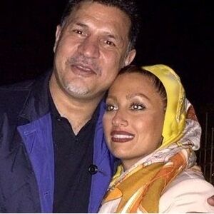 ویدیویی از علی دایی و همسرش که باعث پلمب شد
