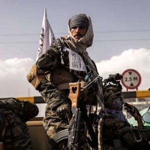 وزیر جنگ طالبان از آغاز رسمی حمله همه‌جانبه به پاکستان خبر داد!