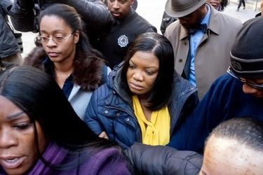 قاتل اپستین پیدا شد؟/ نگهبان زن برای پنج‌ هزار دلار او را کشت؟