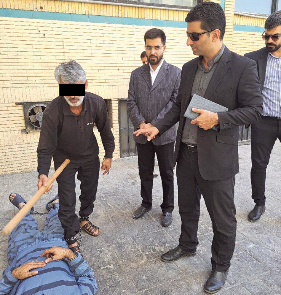 قتل مرد افغانستانی با تبر+ عکس