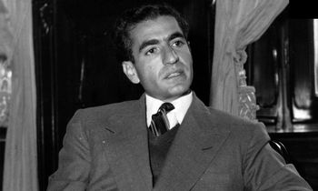 محمدرضا پهلوی بعد ترور و روی تخت بیمارستان