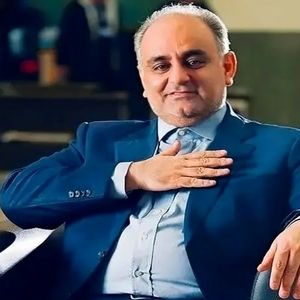 پوست از کله وزیر بهداشت می‌کنم!