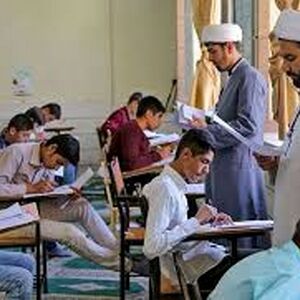 تا قبل از جنگ ۵۰ هزار طلبه بدون آموزش تخصصی وارد مدرسه شدند/ ویدئو
