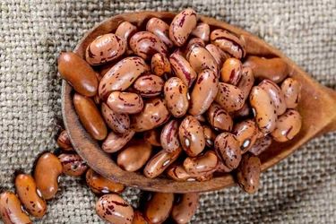 تغییر بی‌سابقه قیمت کالاهای اساسی/ لوبیا رکورد زد