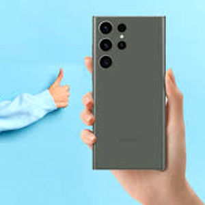 رونمایی از گوشی جدید سامسونگ با بدنه چرمی