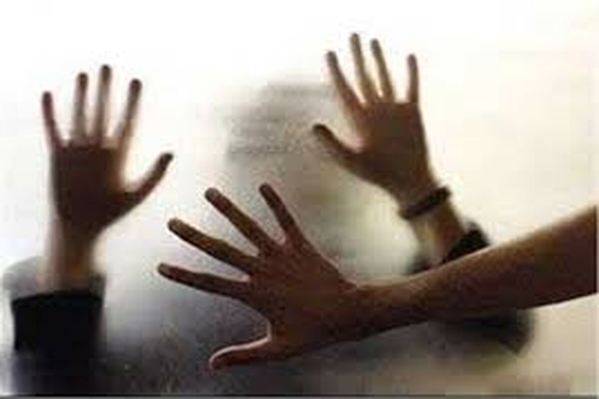 تجاوز ناپدری به دختر ۱۵ساله همسرش