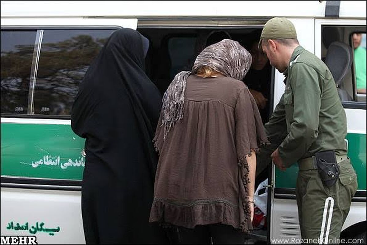 مدل جدید تذکر حجاب در تهران/ عکس