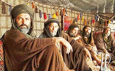 تصویری از حضور بازیگر مختارنامه در میان امدادگران