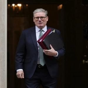 نخست‌وزیر انگلیس: خود را برای تداوم جنگ در ایران آماده می‌کنیم