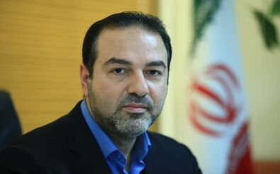 درگیری لفظی معاون وزیر بهداشت با یک خبرنگار با الفاظ ناشایست: یک الف بچه! من تو را بپیچانم؟/ ویدئو