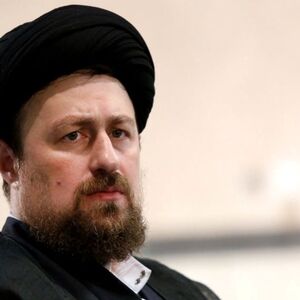چهره حسن خمینی در ۵۳‌سالگی هنوز خیلی جوان است/ ویدئو
