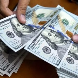 قیمت روز دلار و یورو/ دلار به قیمت قبل برمی‌گردد؟