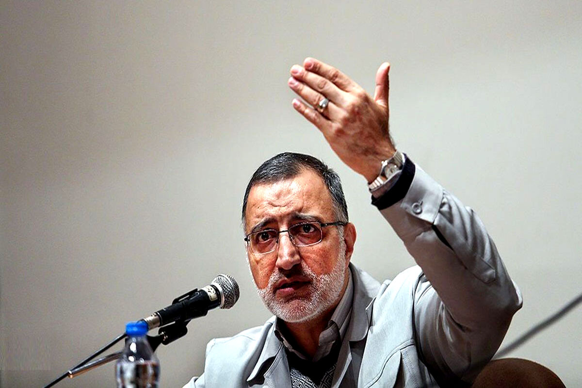  شاهکار جدید زاکانی؛ استفاده از جمله شخصی درباره حجاب در بنر شهرداری تهران!