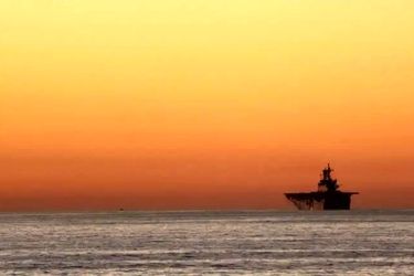 ناوهای هواپیمابر آمریکا چگونه می‌توانند بدون رادار و GPS حرکت کنند؟