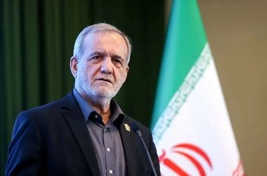 مجری زن تلویزیون، پزشکیان را بی‌لیاقت خواند!/ ویدئو