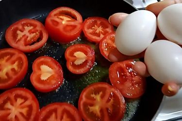 صادرات تخم مرغ، گوجه و خرما ممنوع شد