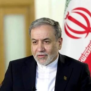 تصویری از همسر اول و دوم عراقچی پربازدید شد/ عکس