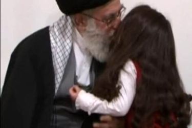 راز توجه ویژه رهبر شهید انقلاب به دختر شهید رضایی نژاد چه بود؟ 