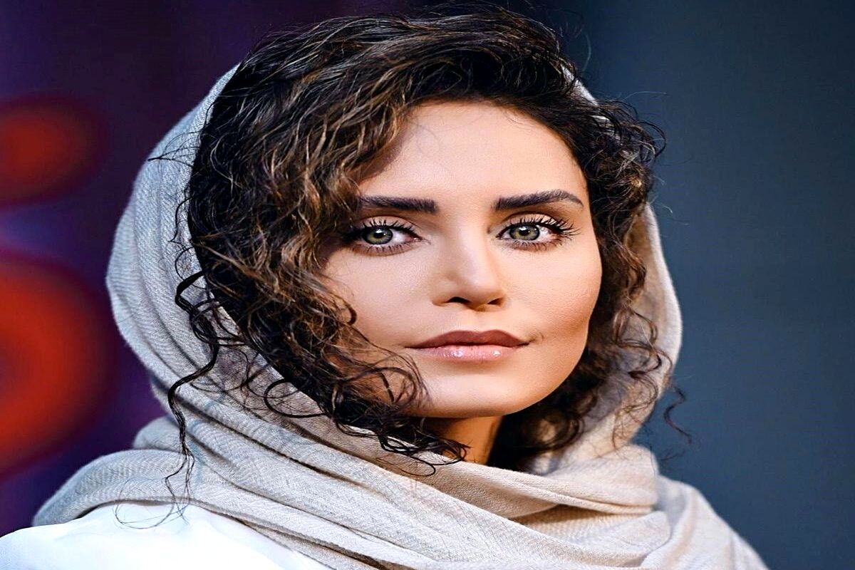 رونمایی از ورژن 40 ساله الناز شاکردوست
