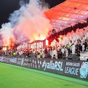 فوتبالیست مشهور ایرانی به‌خاطر حمل کوکائین دستگیر شد!