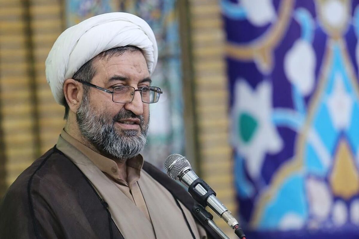 اظهارات عجیب یک امام جمعه درباره کافه‌رفتن دختران/  ویدئو