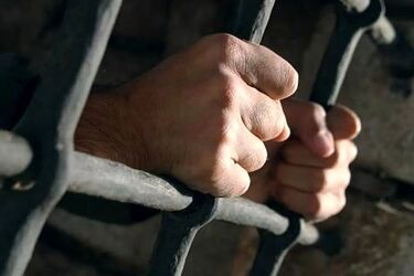 این دندانپزشک کلاهبردار را شناسایی کنید