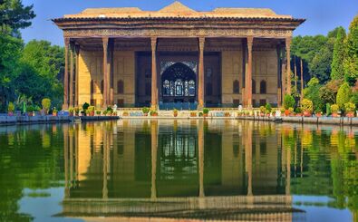 تصاویری از آسیب‌ کاخ چهل‌ستون در حمله به اصفهان