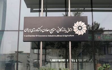 جانشین سلاح ورزی سکان اتاق را در دست گرفت