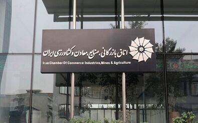 جانشین سلاح ورزی سکان اتاق را در دست گرفت
