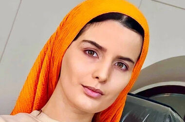 غزاله اکرمی با دو استایل متفاوت در ترکیه/ کدام‌یک جذاب‌تر است؟
