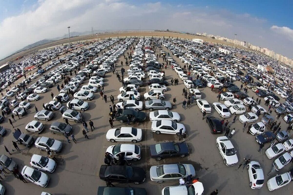 کف قیمت خودرو در بازار چند؟
