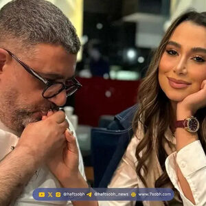 دختر رشیدپور، پدرش را در لایو سوپرایز کرد/ ویدئو