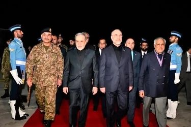 تفاوت لباس ژنرال ارتش پاکستان در دیدار با هیات ایرانی و آمریکایی! / عکس