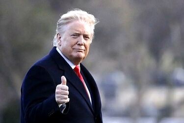 دیلی‌بیست: ترامپ «۷۹ ساله» ۳ صبح از هم می‌پاشد