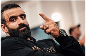 عکس: ساعت ۳ میلیاردی هادی چوپان در مسابقه تلویزیونی!