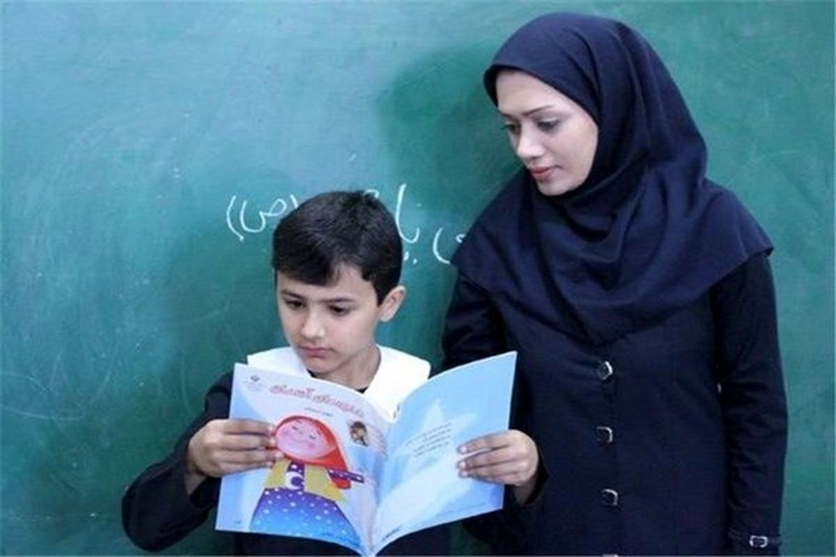 حقوق معلم در کشورهای مختلف/ چینی ها 300 میلیون می گیرند!