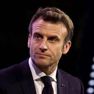 امانوئل مکرون با انتشار این عکس به توهین ترامپ به همسرش واکنش نشان داد