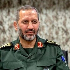 تصویری دیده نشده از سردار موسوی و رهبر شهید انقلاب