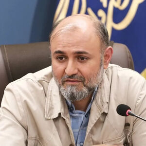 حمله به برادر داماد شهید رئیسی؛ «این فردِ سوپرانقلابی صراحتاً می‌گوید کاری به رهبری ندارم»