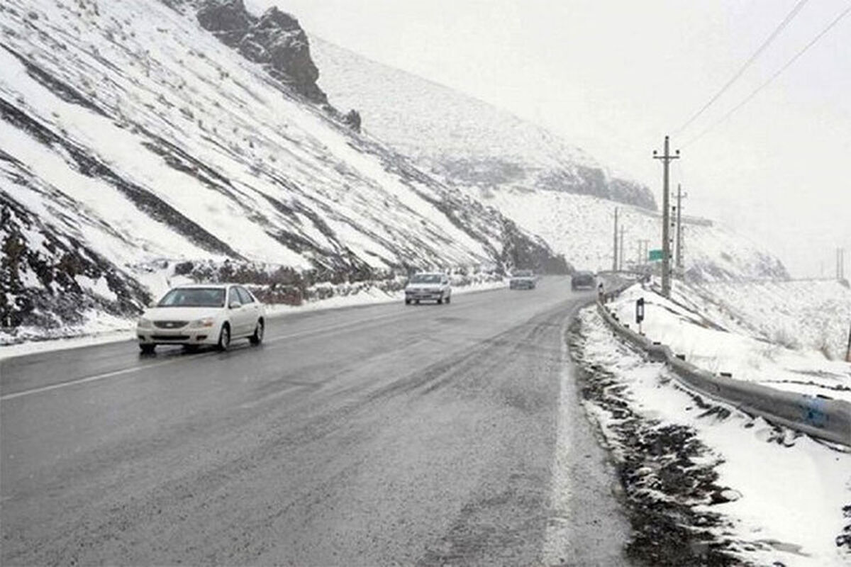 ​بارش برف و باران در جاده‌های ۱۱ استان کشور


