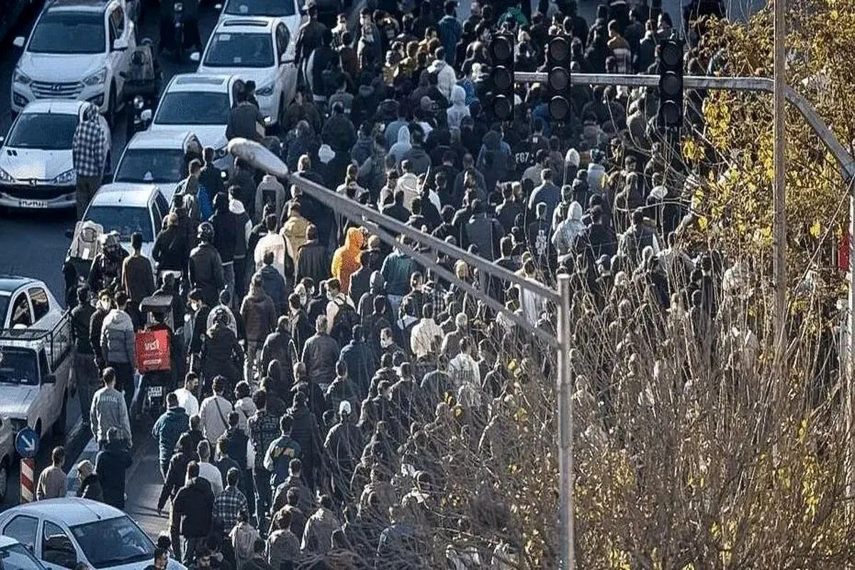 گزارشی از سومین روز اعتراضات به گرانی ها/ یکی از کسبه علاءالدین: کسی از روی سیری اعتراض نمی‌کند