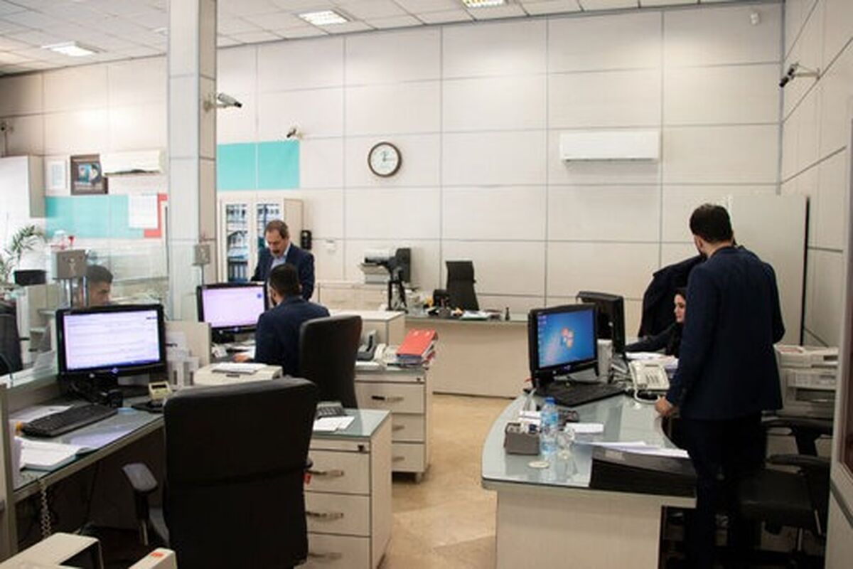 فعالیت کارمندان اداری در شرایط فعلی چگونه است؟/ عکس