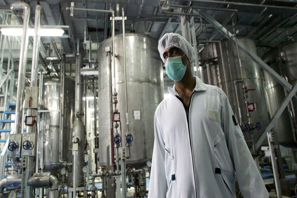 ماجرای «غبار هسته‌ای» که مدام ترامپ به آن اشاره می‌کند چیست؟/ آیا آمریکا واقعا می‌تواند آن را از ایران خارج کند؟